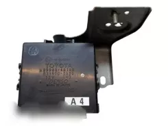Блок керування / Модуль освітлення Lexus RX 330 - 350 - 400H LCM 8994048140 0319000630