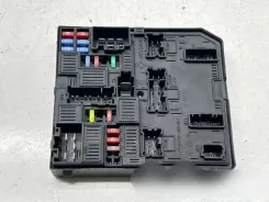 Блок запобіжників / модуль Nissan Pulsar 284B73ZL0A 0854509572 58C311F08