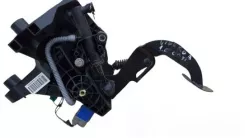 Педаль зчеплення Opel Vivaro 465033911R 0235118 93459472