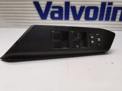 Кнопки вікон Toyota RAV 4 (XA40) 7423242180 0760T6D 7423242200