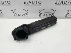 Впускний колектор Volvo V70 30757722 1047644S01