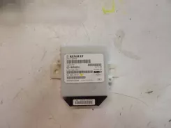 Контролер / модуль приводу Renault Megane IV 416515346R 10404430 0260004475