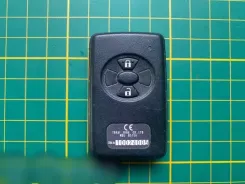 Ключ / плата запалювання Toyota Auris 150 B51EA 10024005