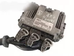 Комп'ютер / контролер двигуна Ford Focus 0281011702