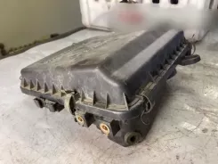 Корпус повітряного фільтра Daihatsu Sirion 17700b1010 0149003150