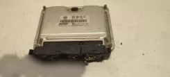 Контролер / модуль ЕБУ Volkswagen PASSAT B7 030906032CE 26SA0000 0261207184