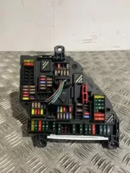 BMW 7 F01 F02 F03 F04 Блок запобіжників / Модуль 9234423 01543374 090211