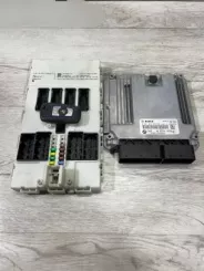 BMW 3 F30 F35 F31 Комп'ютер / Контролер ЕБУ та комплект ключів 8574372 030106034 0281019862