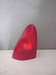 Ліхтарі задньої кришки багажника Alfa Romeo 147 46747825 103320010