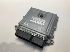 Блок керування двигуном Mercedes-Benz E W211 A6421501230 1039S28879 0281015903