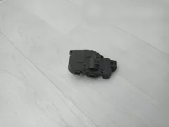 Audi A4 S4 B8 8K Двигун обігрівача K9749004 01032008 EFB330