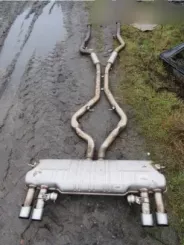 BMW X5 E70 Глушник у комплекті 2056497001 0510604503 E71S63RER