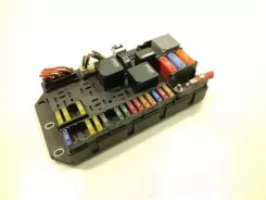 Блок запобіжників / комплектний YQE500370 070206023655 518879002 для Land Rover Range Rover L322