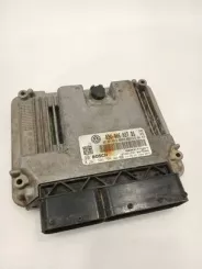 Контролер / модуль ЕБУ Volkswagen Scirocco 03C906027BS 03C907309B 0261S06704