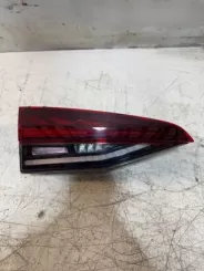 Задній ліхтар Skoda Octavia Mk4 5E6945307A 0021396702 0021396707