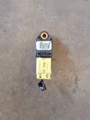 Датчик удару подушки безпеки Toyota Yaris 898310D010 0536304172