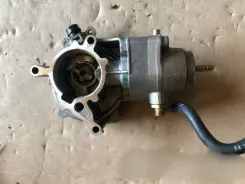 Вакуумний насос Audi Q5 SQ5 06L145100 06K133986E
