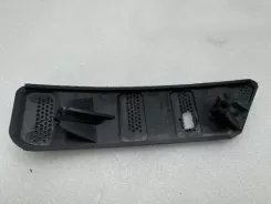 Кронштейн/кріплення протитуманних фар Tesla Model S 105997900B
