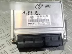 Комп'ютер двигуна Volkswagen PASSAT B5.5 4B0906018DQ 0261208527 1039S06299