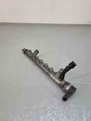 Рейка впорскування Audi Q5 SQ5 057130764h 03l130089a