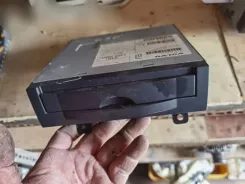 CD/DVD-чейнджер Volvo XC60 31310241 02049189 31310234