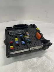 Рамка / модуль запобіжників Volvo XC90 30728512 06W014 28017881