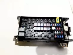 Блок запобіжників KIA Carnival / комплектний 0k53h66760 10-030310-013