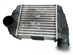 Охолоджувач наддувного повітря / інтеркулер Audi A6 Allroad C6 4F0145806R 071141129306S