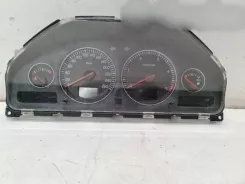 Одометр / спідометр Volvo V70 30746102 0327554
