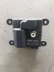 Двигун обігрівача Honda FR-V 2S98030820 050428E