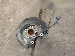 BMW 5 G30 G31 Маточина переднього колеса 688438101 100298587 6884381