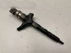 Opel Signum Форсунка паливна 897239161 04F03523