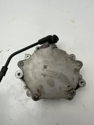 Вакуумний насос Mercedes-Benz C W205 A2701800901 020415005209