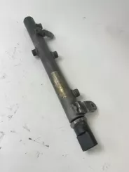 Mercedes-Benz R W251 Рейка впорскування A6420700695 0526400260