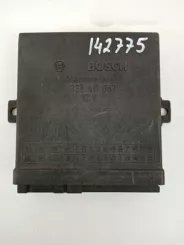 BMW 3 E36 Інші комп'ютери / модулі / контролери 0335411057