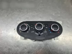 Панель кондиціонера Renault Twingo III 008692902