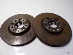 Передній гальмівний диск Alfa Romeo Giulia 50532930 09C49511