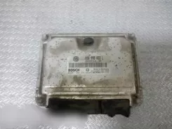 Контролер / модуль ЕБУ Volkswagen Golf IV 036998032L 0261208295