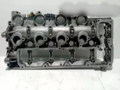 Головка двигуна Peugeot 308 TAPADEBALANCINES 0200EF