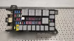 Рамка / модуль запобіжників KIA Carnival OK53H 10040412049 LO3H