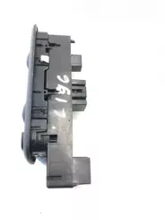 Кнопки вікон Ford Fiesta 8A6T14A132CC 10008942 24042009