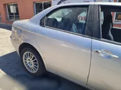 Задні двері Alfa Romeo 166 0060619383