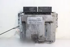 Комп'ютер / контролер двигуна Ford Focus 0281033084