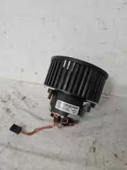 BMW X5 F15 Інші деталі кузова 9299466 052173184820T C28740102