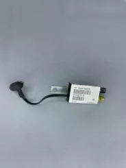 Підсилювач антени Tesla Model S 100479800C 20150529A 000713