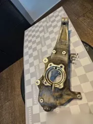 BMW 5 G30 G31 Маточина переднього колеса 688438601 100327056 15138693