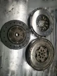 Зчеплення Audi A4 S4 B6 8E 8H / Комплектне 059141031J 059105266E 059141117J