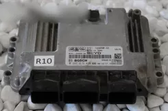 Контролер / модуль ЕБУ Ford Fiesta 9V2112A650AD 0281015428 9CYD