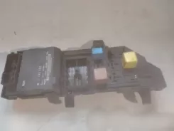 Блок запобіжників Opel Vectra C / Комплектний 13223678 13193588 037696