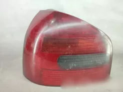 Ліхтарі задньої кришки багажника Audi A3 S3 8L 084411926LR